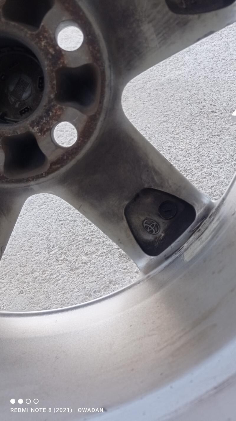 Disga r17 orginal palta camry 3 000 TMT - Hitrowka - img 4