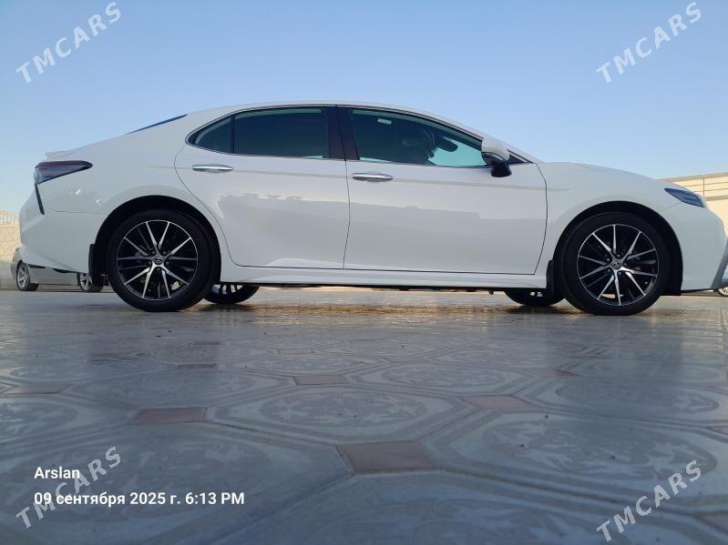 Toyota Camry 2021 - 350 000 TMT - Мары - img 5