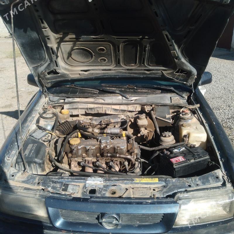 Opel Vectra 1989 - 25 000 TMT - Гызыларбат - img 2