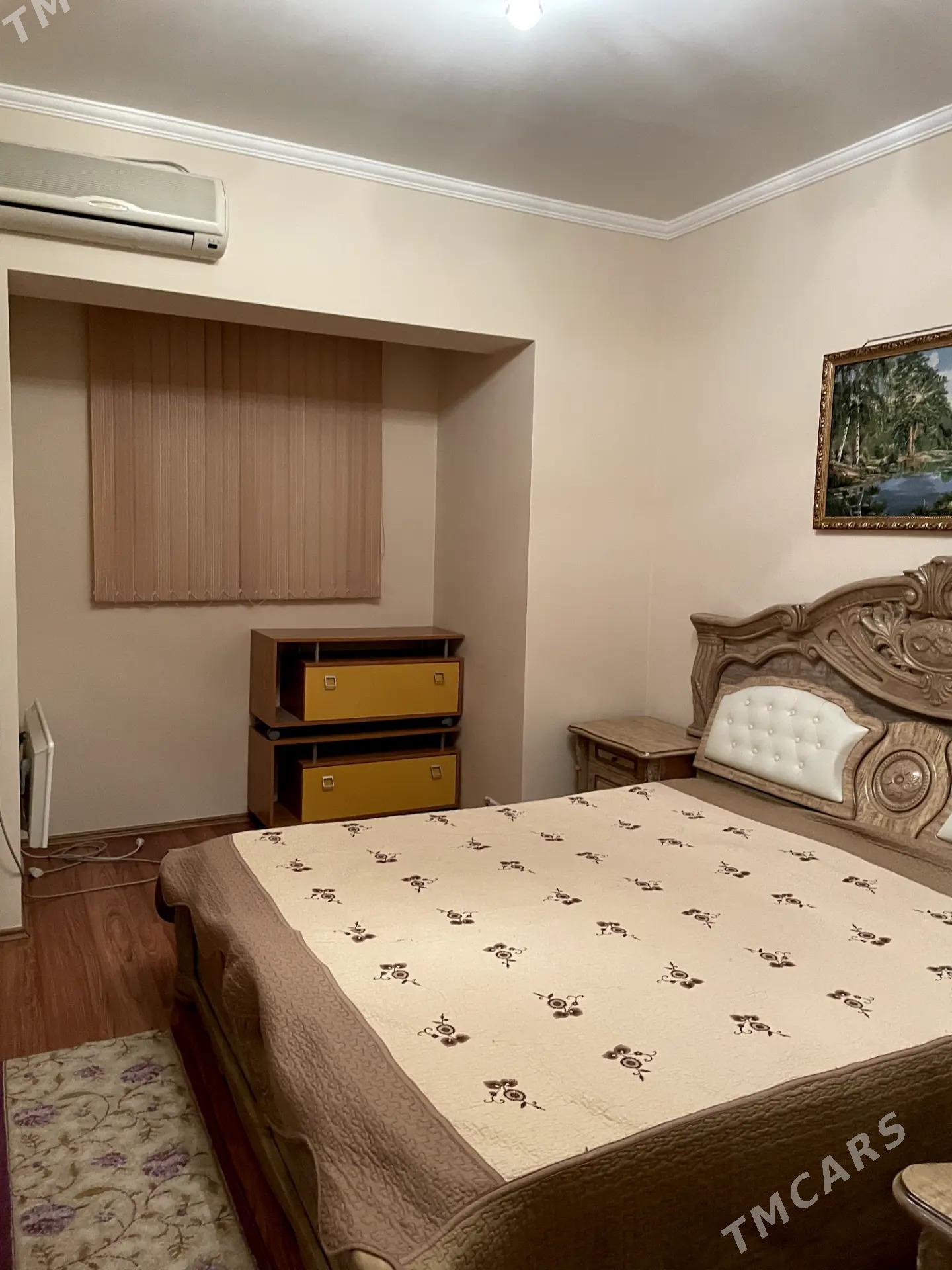 MIR-4, 3-KOMNAT. KWARTIRA - Parahat 4 - img 3