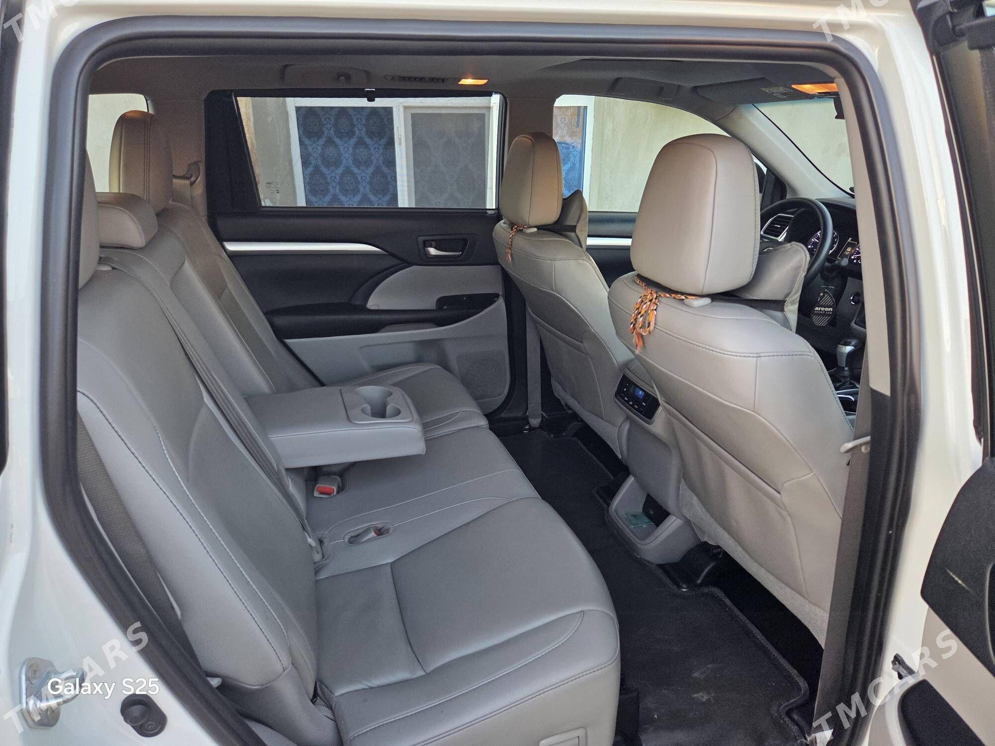 Toyota Highlander 2019 - 450 000 TMT - Гызыларбат - img 9