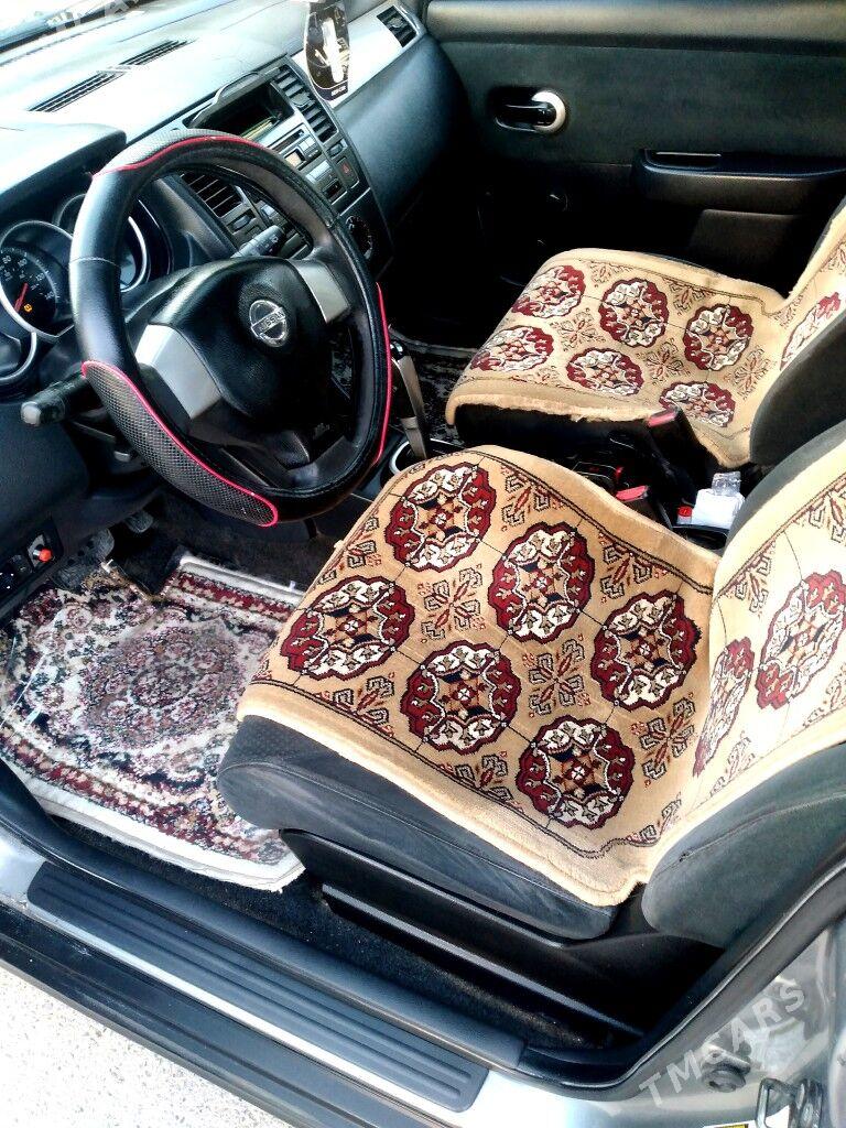 Nissan Versa 2010 - 105 000 TMT - Mary - img 6