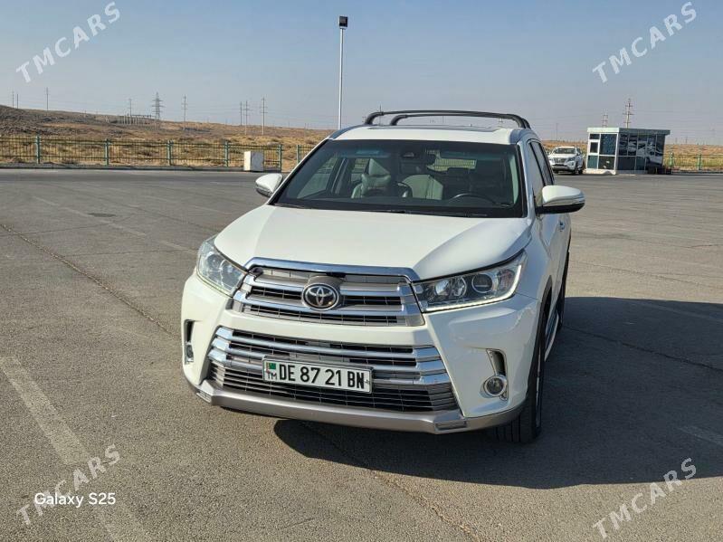 Toyota Highlander 2019 - 450 000 TMT - Гызыларбат - img 5