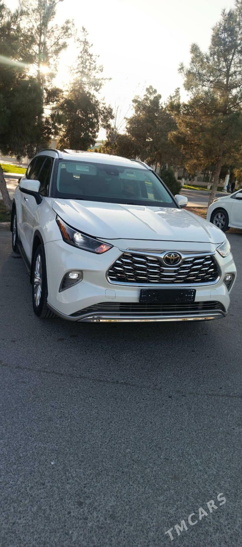 Toyota Highlander 2022 - 640 000 TMT - Ашхабад - img 5