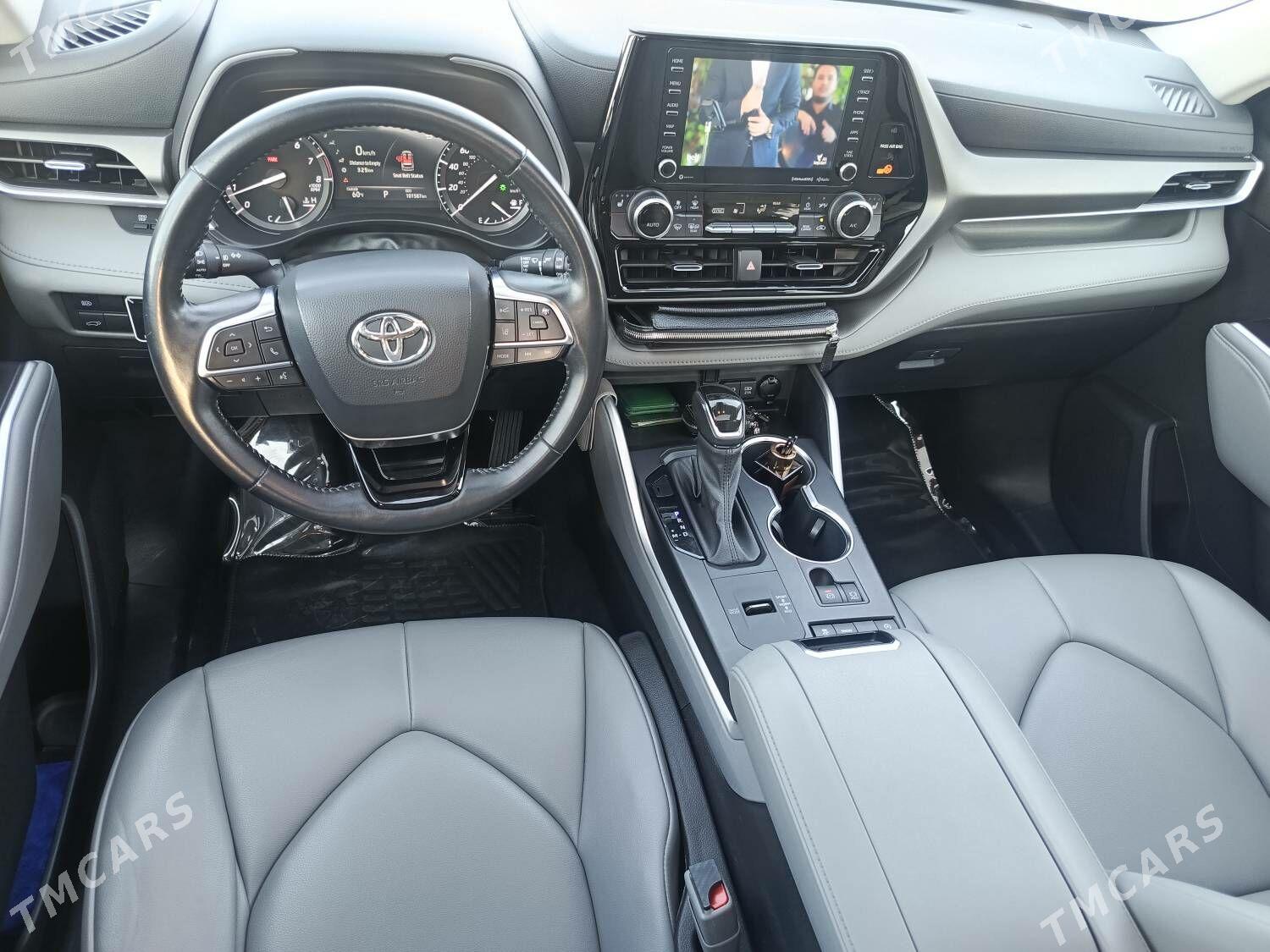 Toyota Highlander 2022 - 640 000 TMT - Ашхабад - img 4