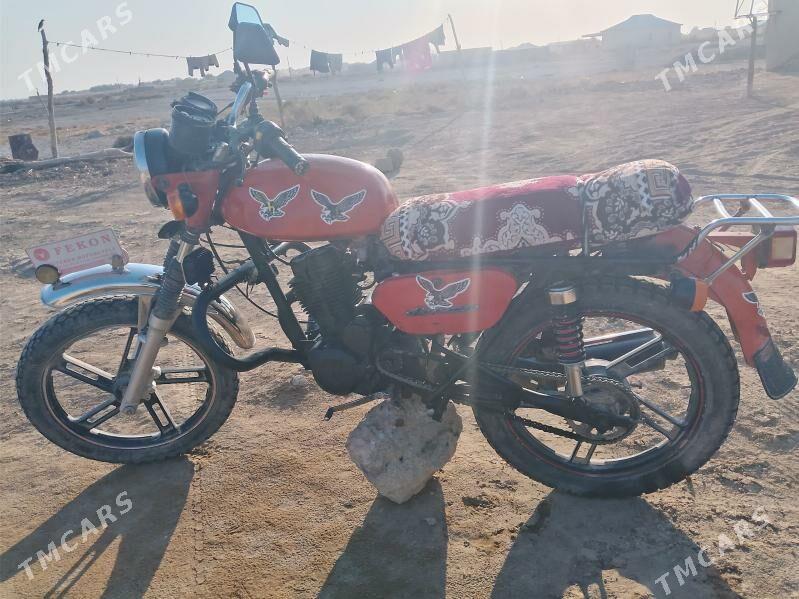 Jawa 300 2022 - 7 000 TMT - Baýramaly - img 1