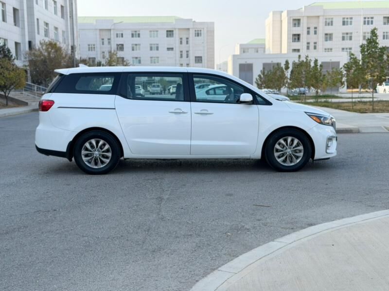 Kia Sedona 2019 - 300 000 TMT - Ашхабад - img 3