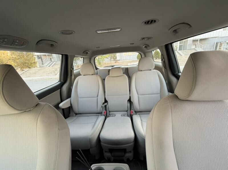 Kia Sedona 2019 - 300 000 TMT - Ашхабад - img 9