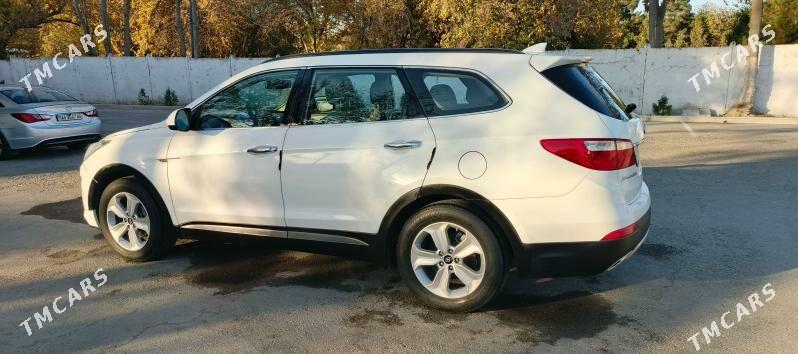 Hyundai Santa Fe 2013 - 250 000 TMT - Aşgabat - img 4