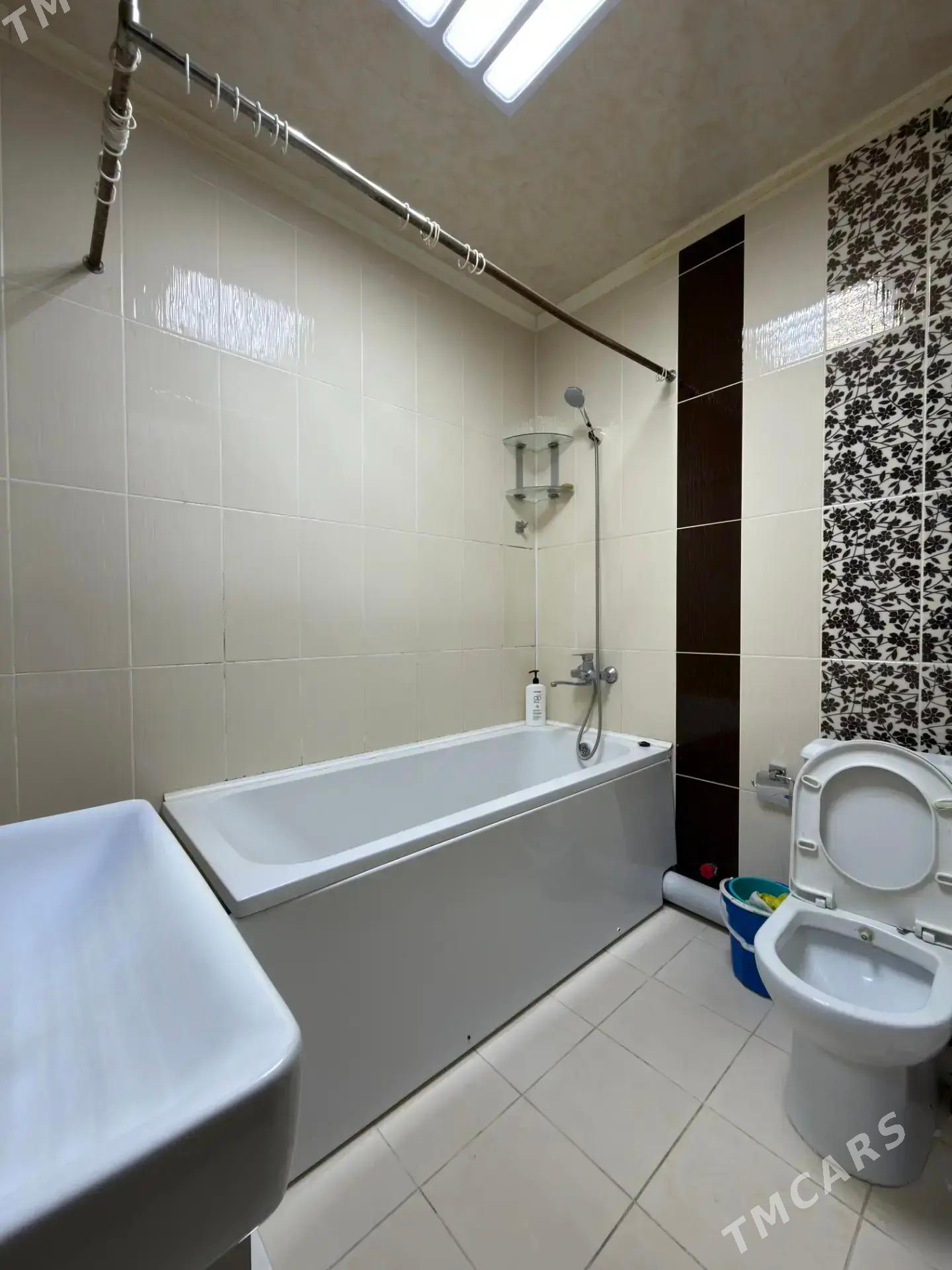 11Мкр 3 Комнатная - 11 мкр - img 8