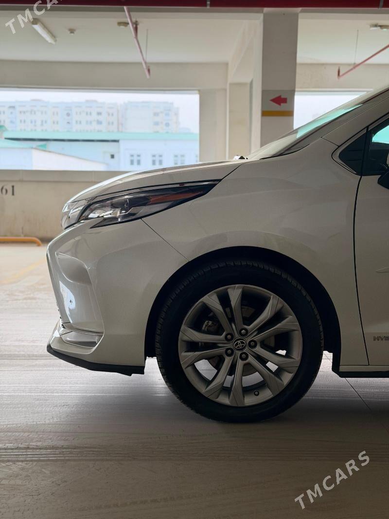 Toyota Sienna 2020 - 637 000 TMT - Ашхабад - img 1