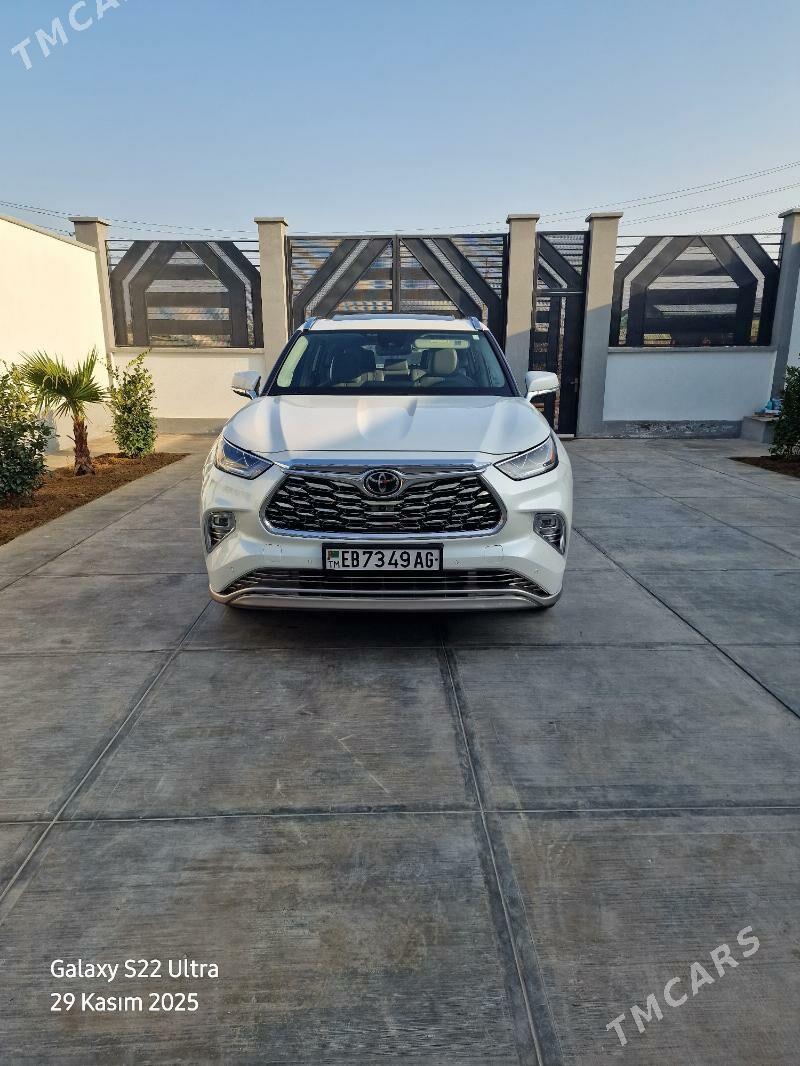 Toyota Highlander 2021 - 645 000 TMT - Ашхабад - img 4