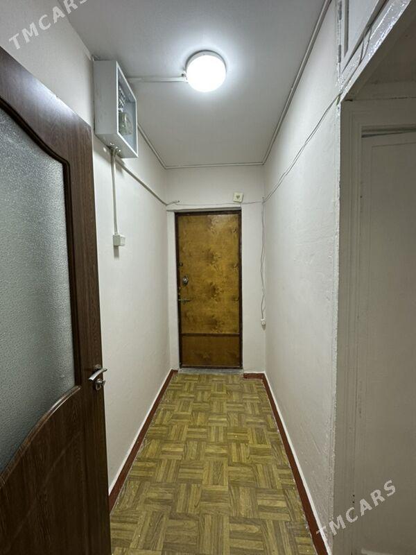 4 мкр 3 комнаты 4/3 этаж - Ашхабад - img 9