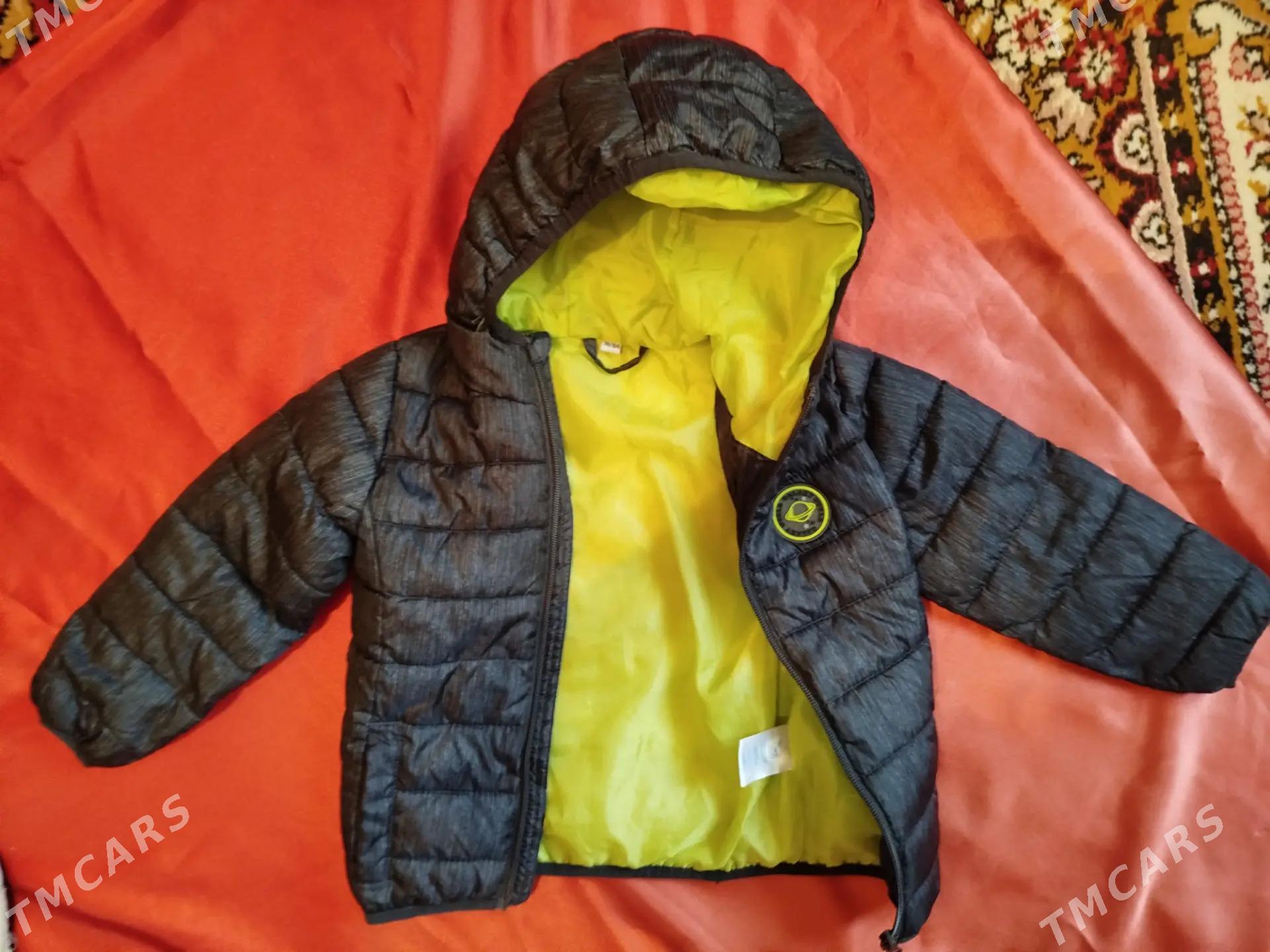 Kurtka Futurino - 4 мкр - img 2