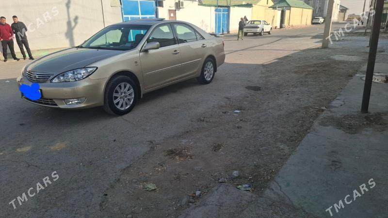 Toyota Camry 2005 - 245 000 TMT - Халач - img 8