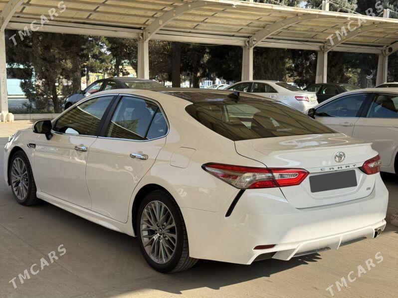Toyota Camry 2019 - 300 000 TMT - Мары - img 5