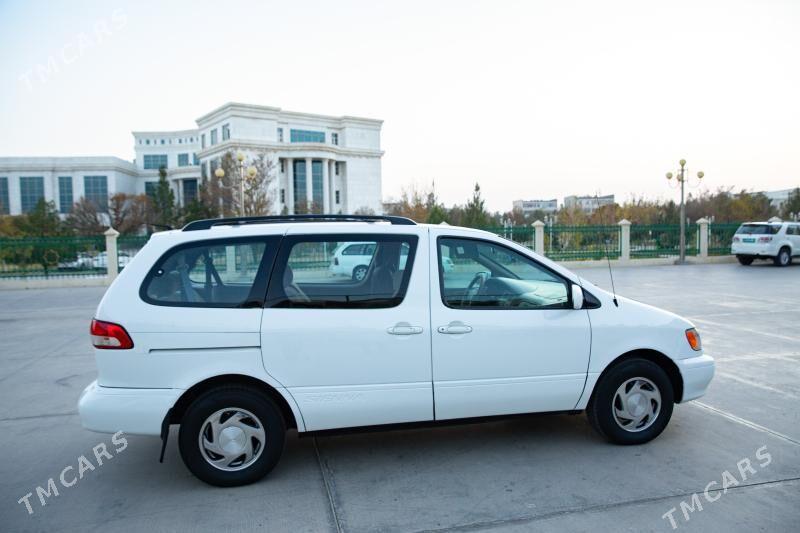 Toyota Sienna 2003 - 197 000 TMT - Мары - img 4