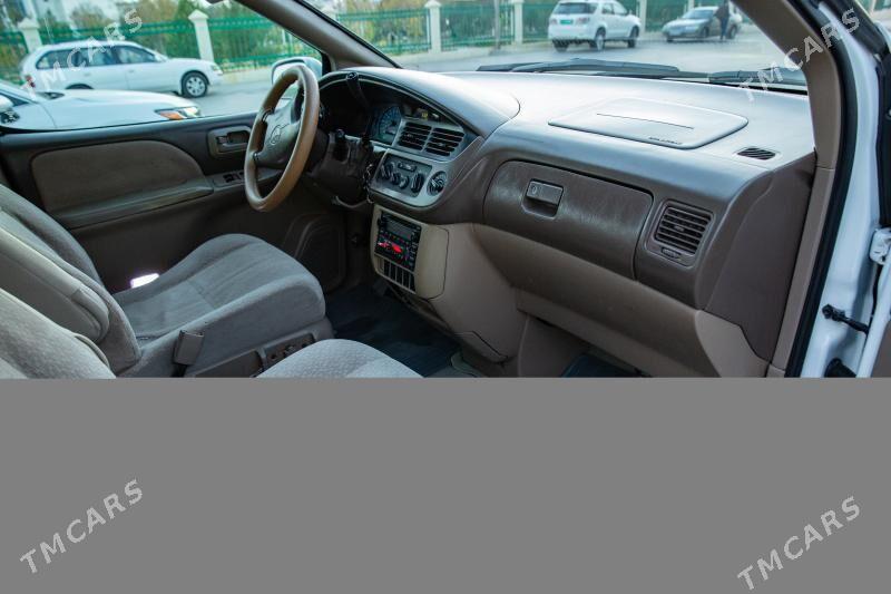 Toyota Sienna 2003 - 197 000 TMT - Мары - img 9