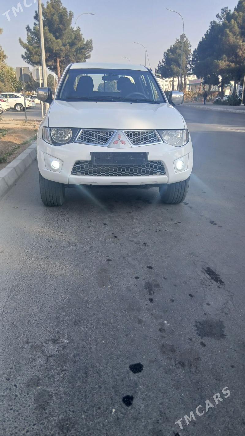 Mitsubishi L200 2010 - 200 000 TMT - Анев - img 1