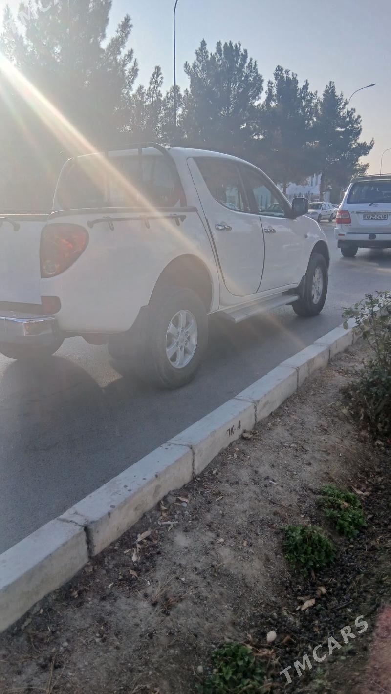 Mitsubishi L200 2010 - 200 000 TMT - Анев - img 9