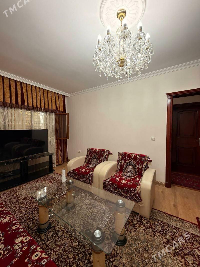 100 ФОНТАНОВ 3КОМ - 9 mkr - img 1