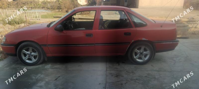 Opel Vectra 1992 - 33 000 TMT - Saýat - img 3