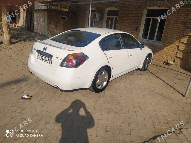 Nissan Altima 2010 - 100 000 TMT - Байрамали - img 5