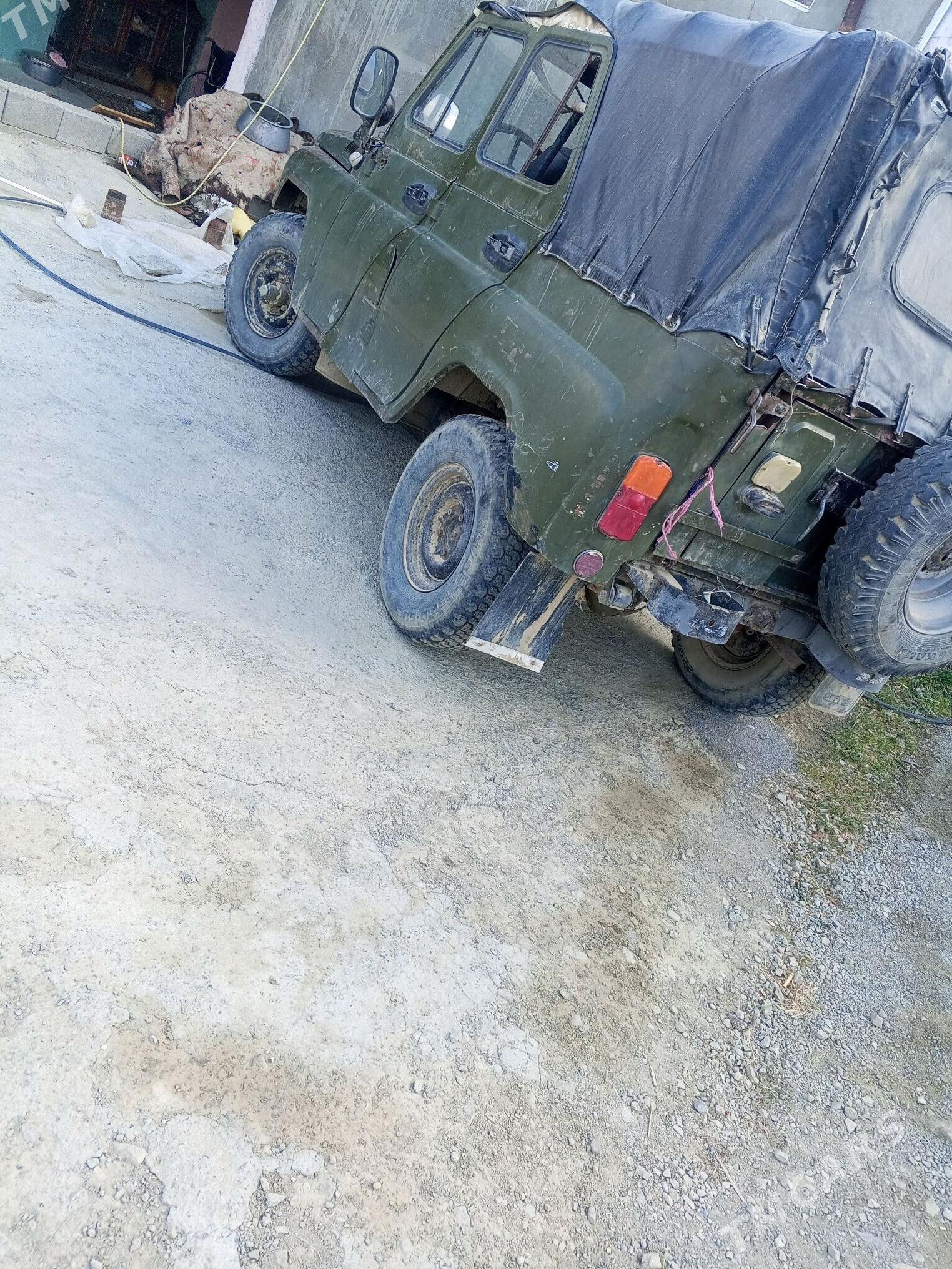 UAZ 469 1982 - 17 000 TMT - Bäherden - img 3