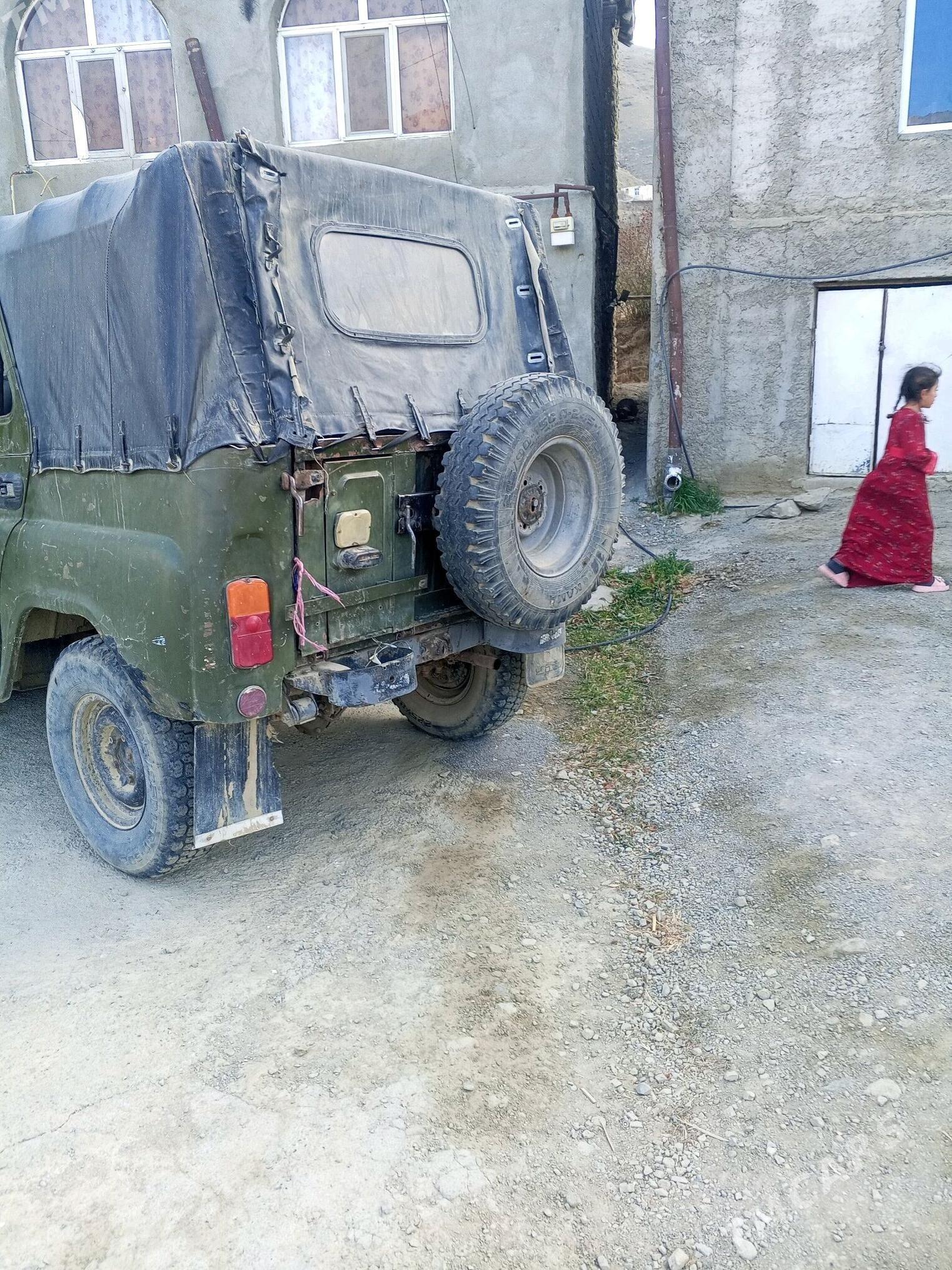 UAZ 469 1982 - 17 000 TMT - Bäherden - img 2
