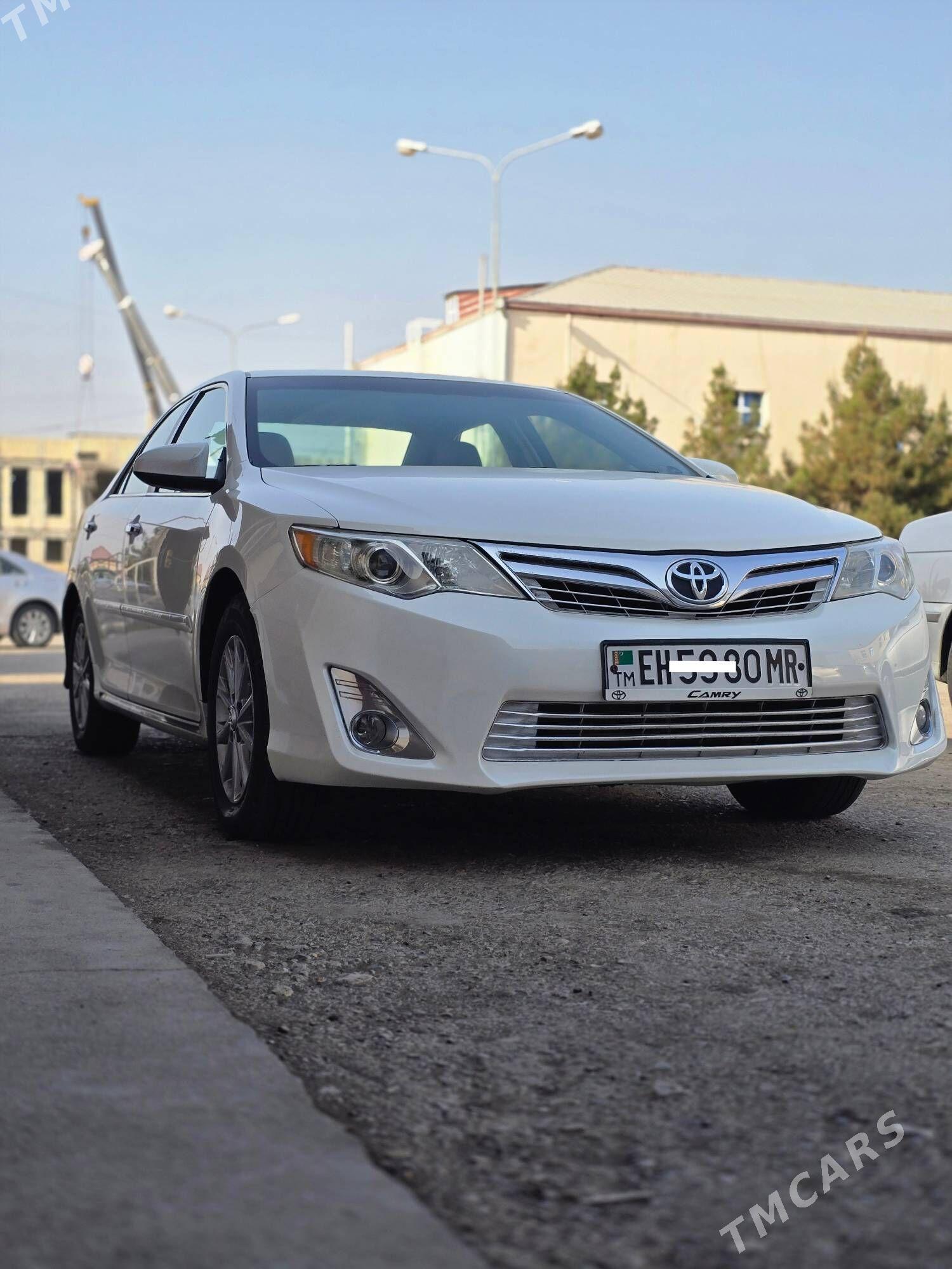 Toyota Camry 2012 - 235 000 TMT - Мары - img 1