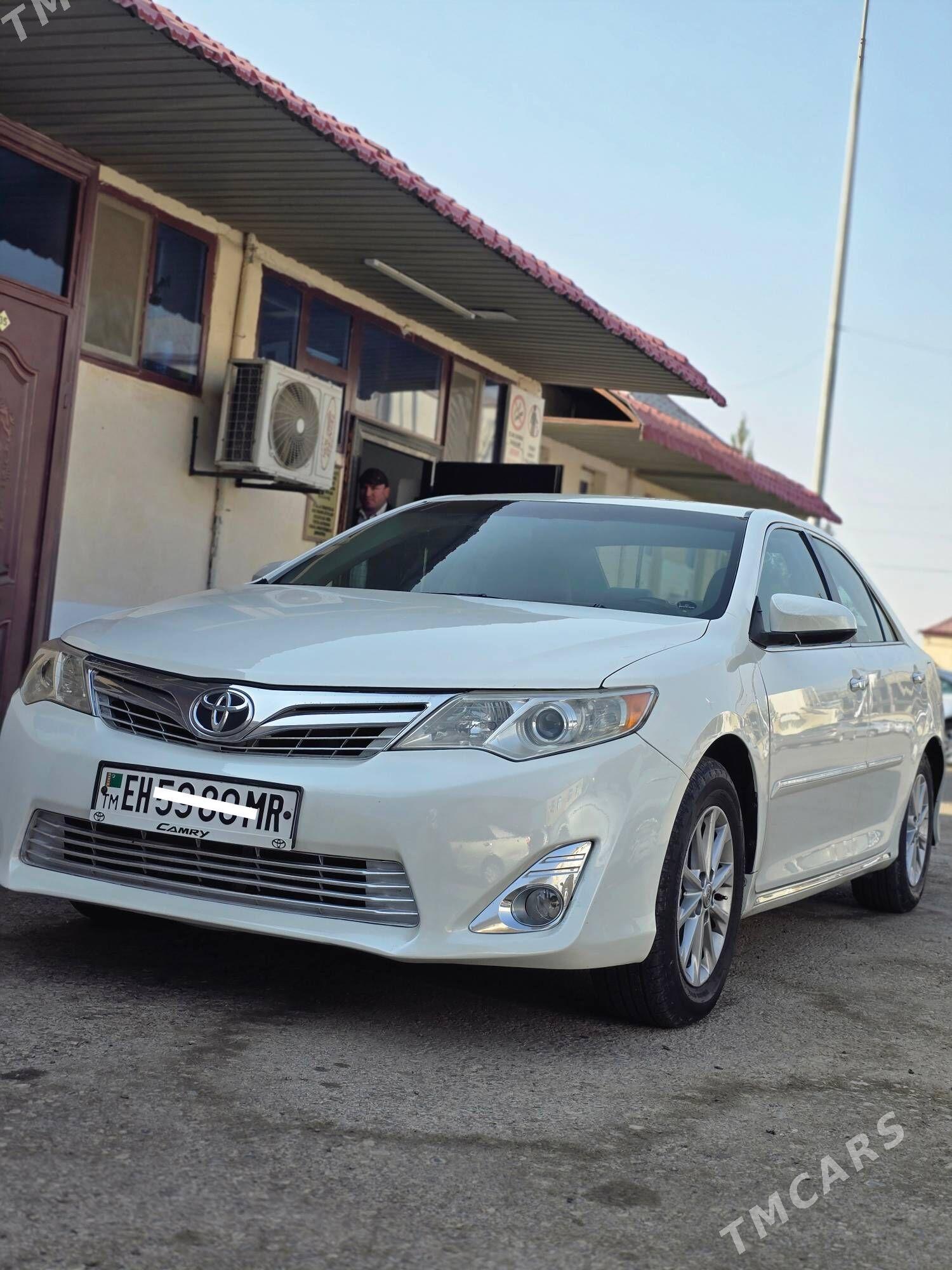 Toyota Camry 2012 - 235 000 TMT - Мары - img 2