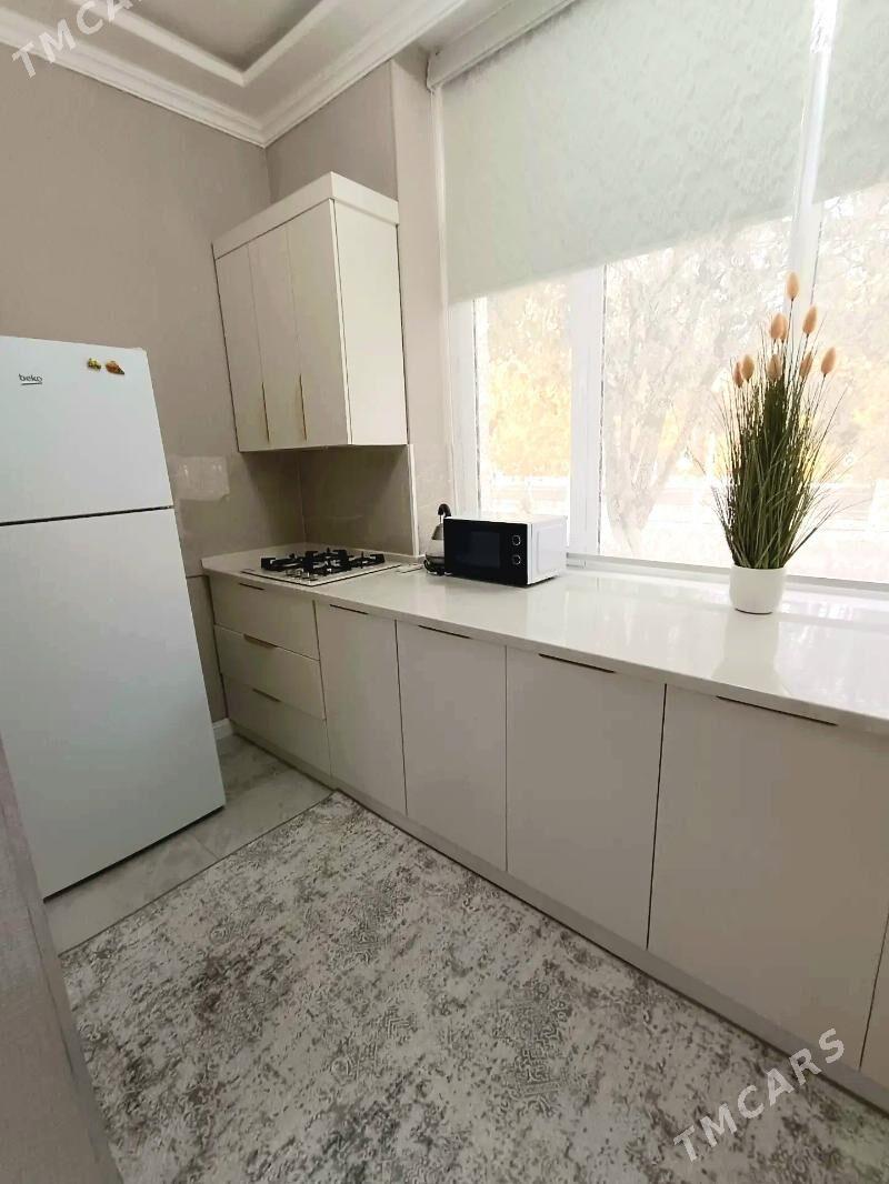 1MAÝ Botanikanyñ öňi 3kom - Ашхабад - img 5