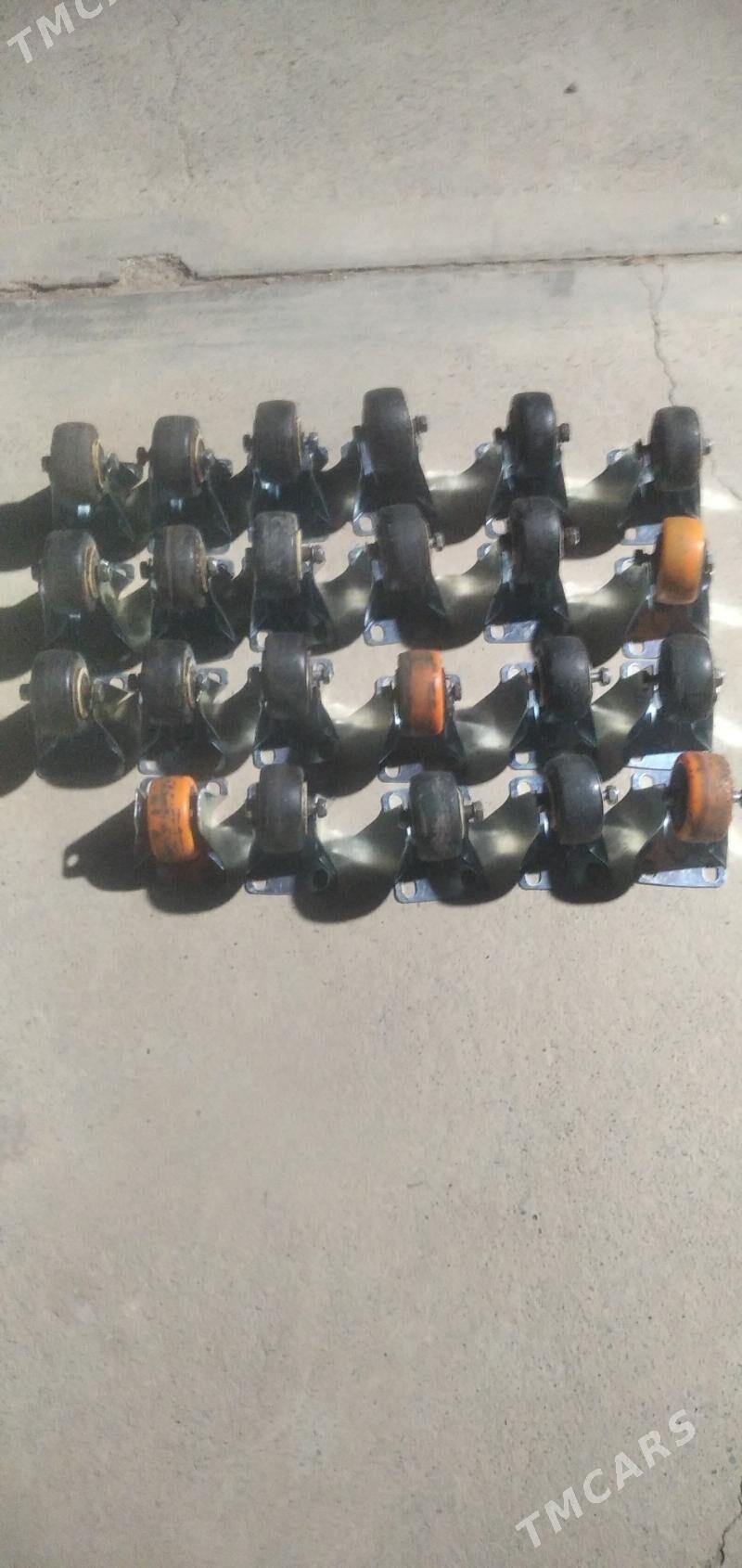 tigirçek  kawçuk  warat daklya - Чандыбиль шаёлы - img 2