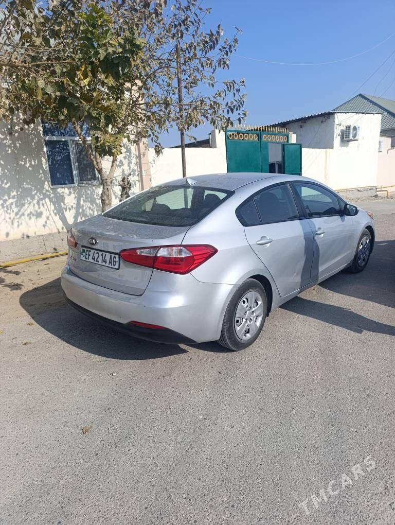 Kia Forte 2016 - 150 000 TMT - Гарадамак - img 3