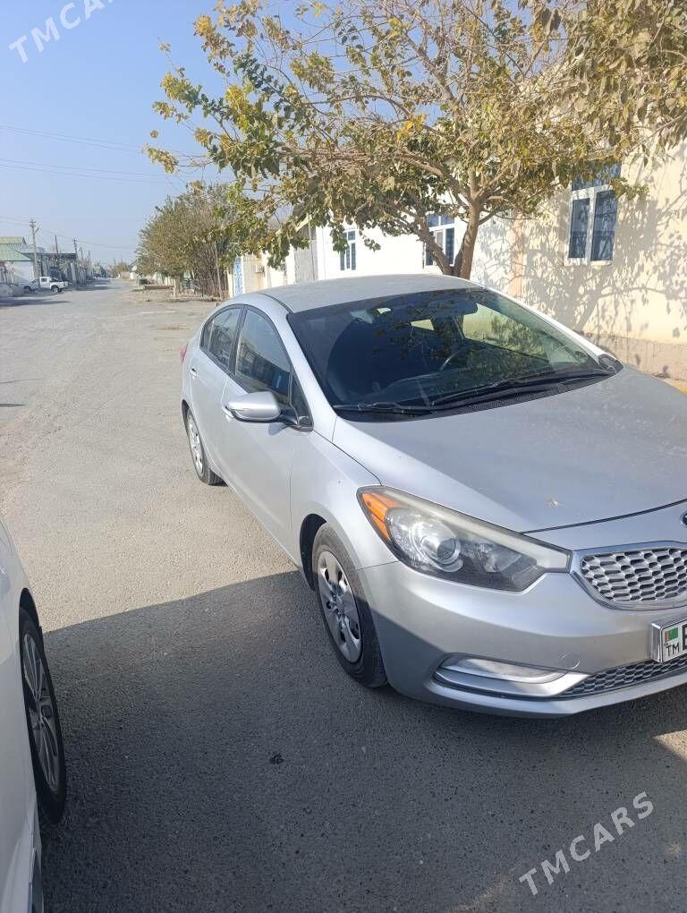 Kia Forte 2016 - 150 000 TMT - Гарадамак - img 4