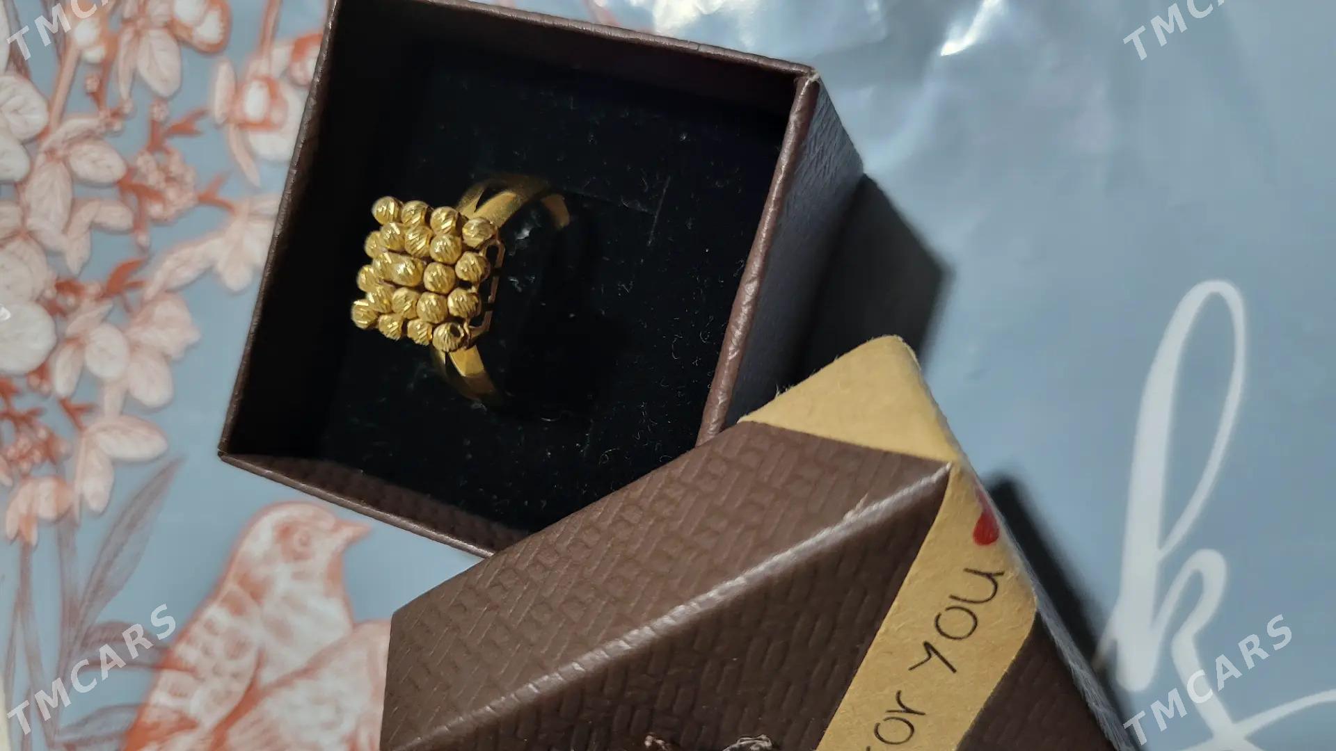 Gyzyl yuzik - Балканабат - img 2