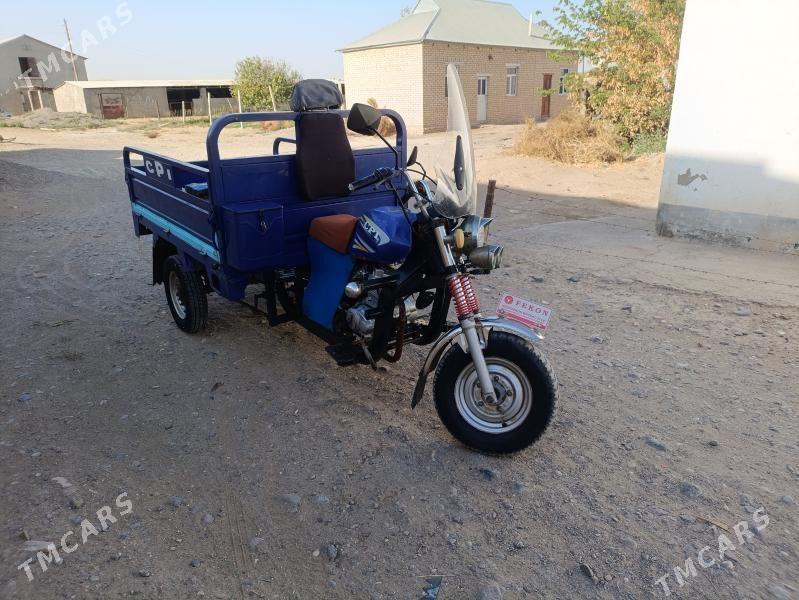 Fekon FK200-14G 2014 - 23 000 TMT - Ýolöten - img 2