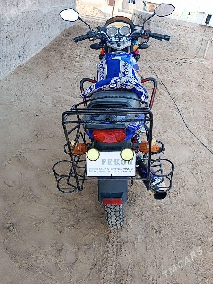 Fekon FK200-14G 2015 - 19 000 TMT - Эсенгулы - img 3