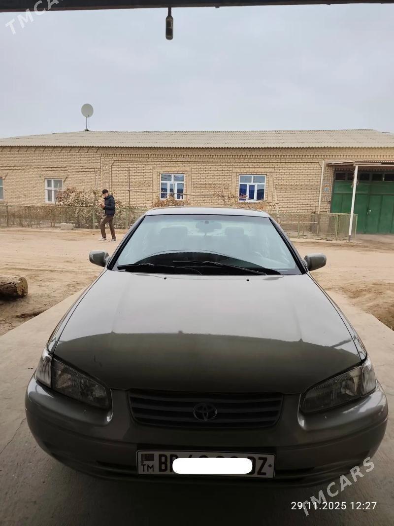 Toyota Camry 1998 - 116 000 TMT - Boldumsaz - img 2