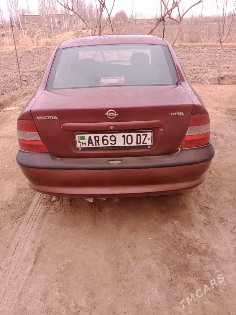 Opel Vectra 1996 - 65 000 TMT - Гурбансолтан Едже - img 2