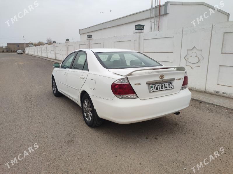 Toyota Camry 2002 - 190 000 TMT - Köneürgenç - img 4
