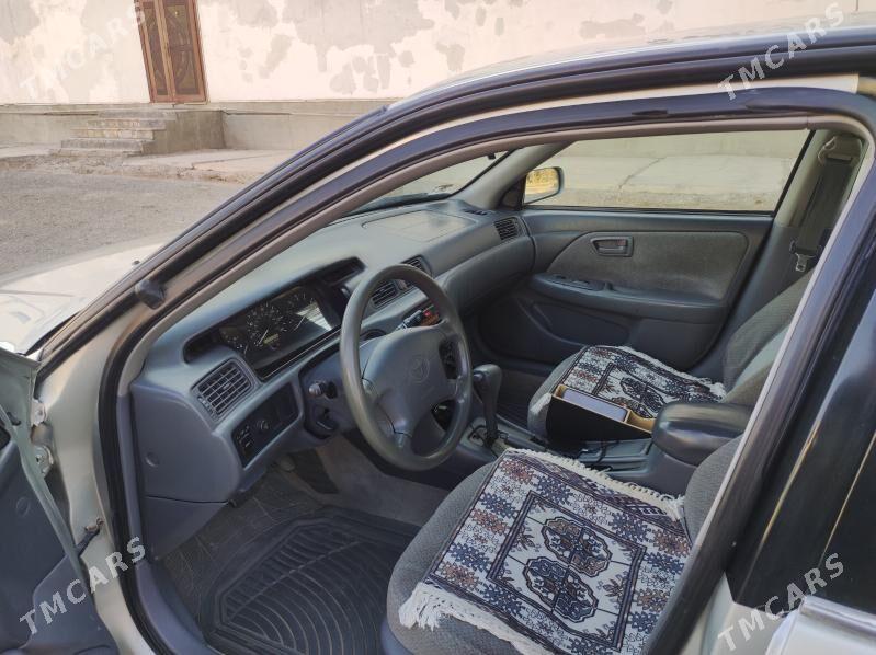 Toyota Camry 2001 - 165 000 TMT - Кёнеургенч - img 5