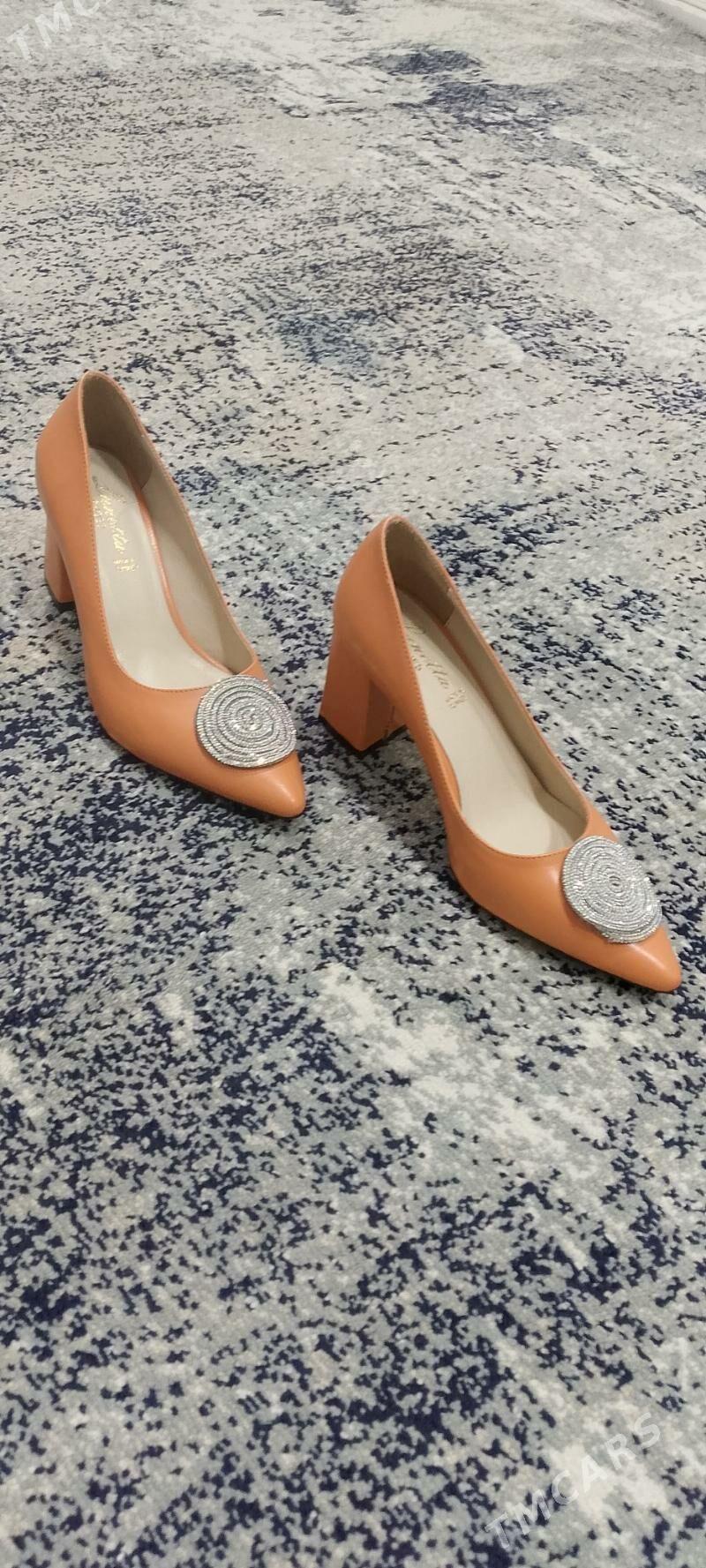 ayal gyzlan tuflisi - Балканабат - img 1