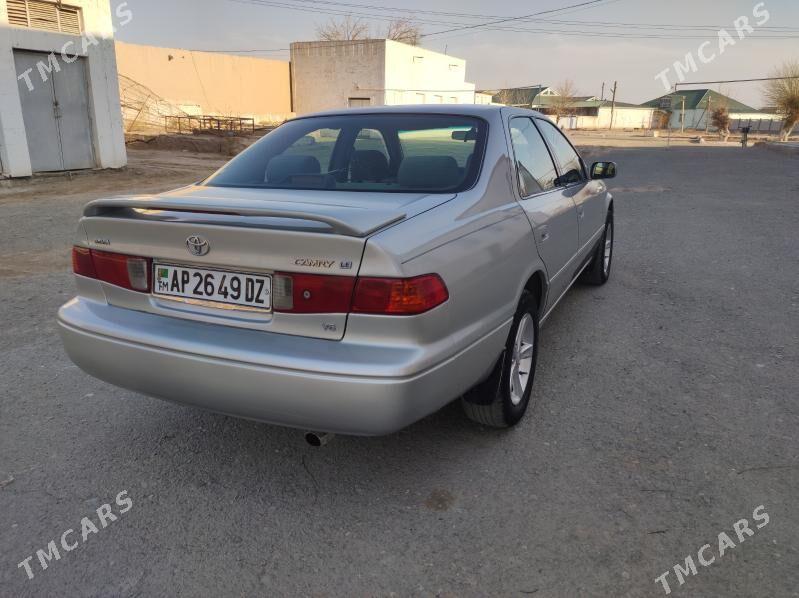 Toyota Camry 2001 - 165 000 TMT - Кёнеургенч - img 3
