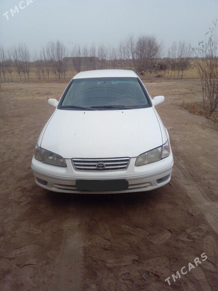 Toyota Camry 2000 - 140 000 TMT - Кёнеургенч - img 3