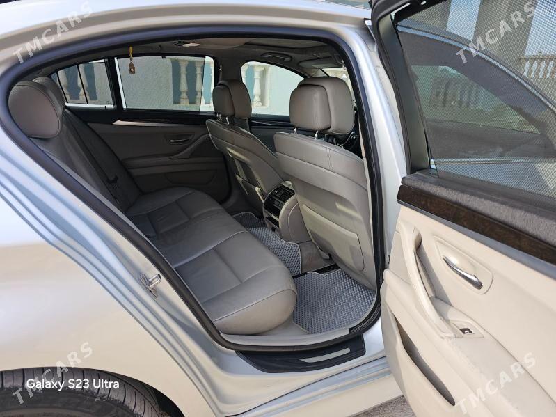 BMW F10 2011 - 275 000 TMT - Гумдаг - img 6