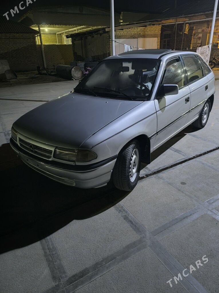 Opel Astra 1992 - 33 000 TMT - Mary - img 4
