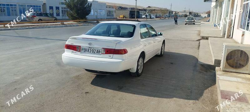 Toyota Camry 2000 - 147 000 TMT - Кака - img 2