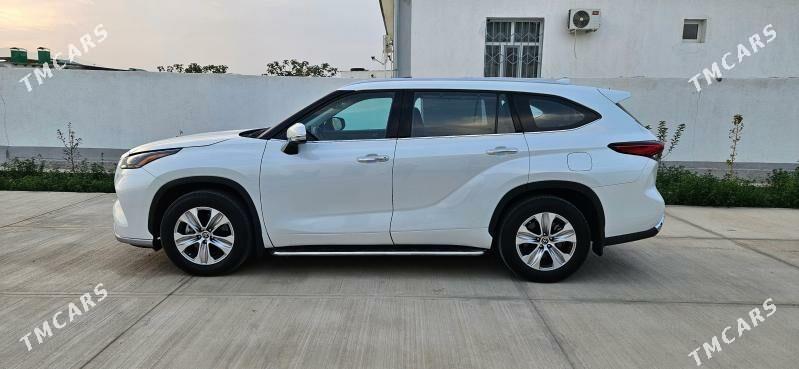Toyota Highlander 2022 - 575 000 TMT - Ашхабад - img 5