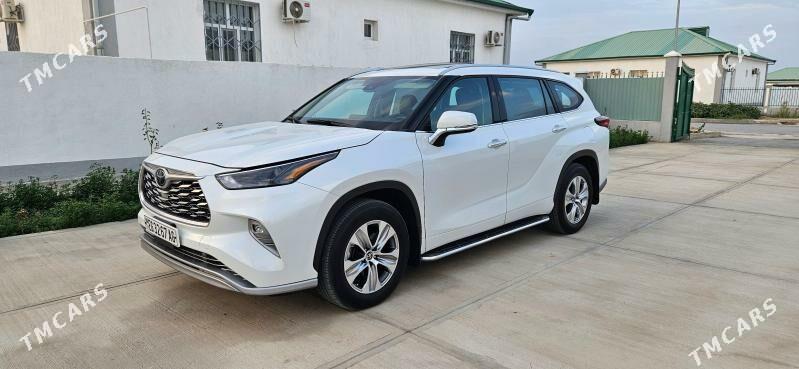 Toyota Highlander 2022 - 575 000 TMT - Ашхабад - img 2